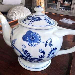 Blue Danube Teapot